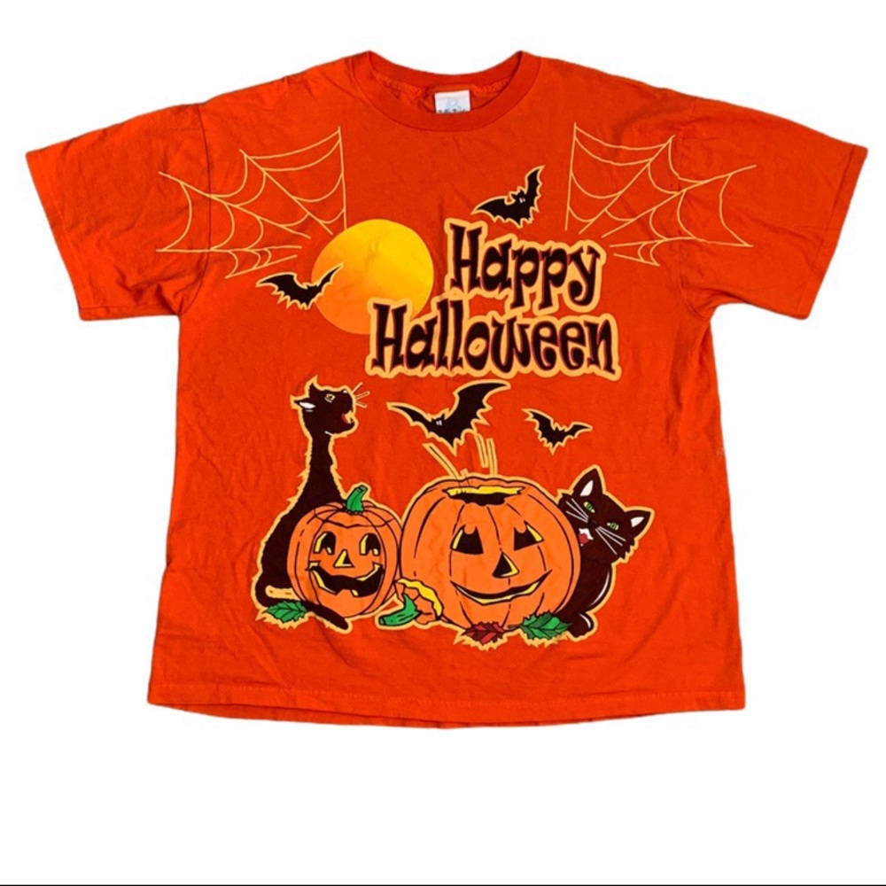 happy Halloween graphic tee